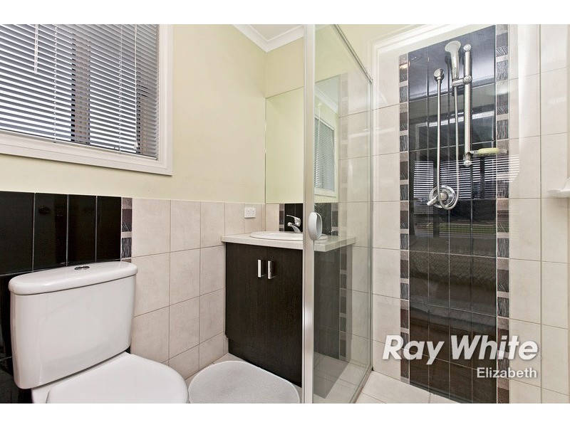 15 Golden Circuit, Parafield Gardens SA 5107