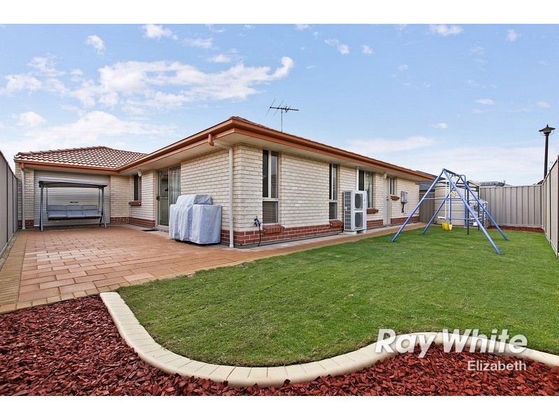 15 Golden Circuit, Parafield Gardens SA 5107