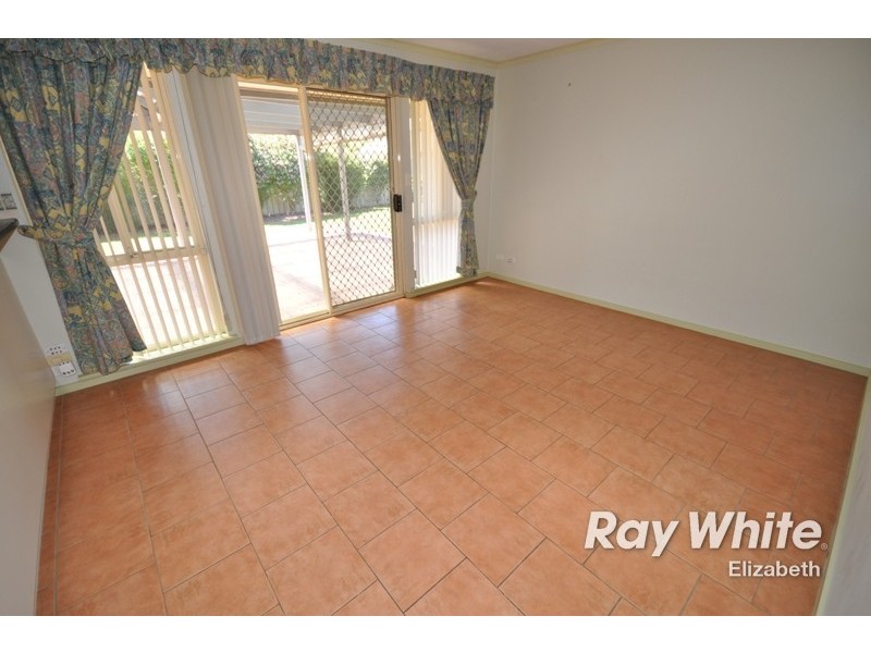 26 Pacific Boulevard, Hillbank SA 5112