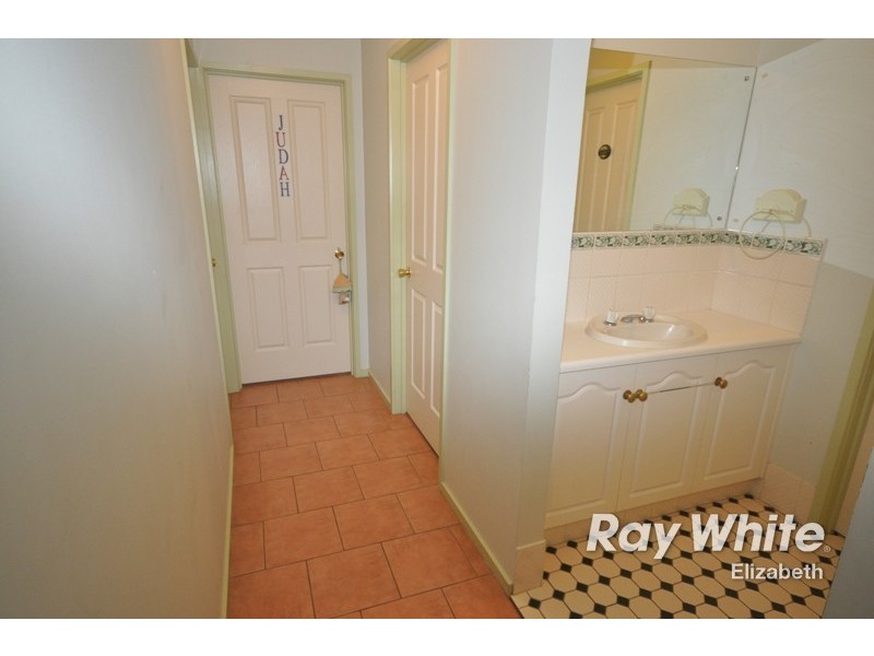 26 Pacific Boulevard, Hillbank SA 5112