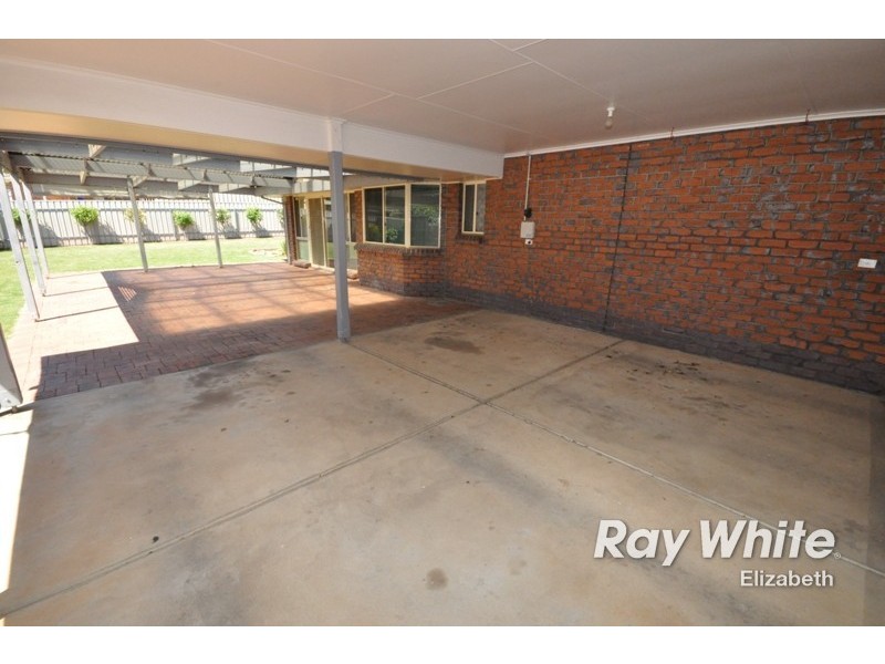 26 Pacific Boulevard, Hillbank SA 5112