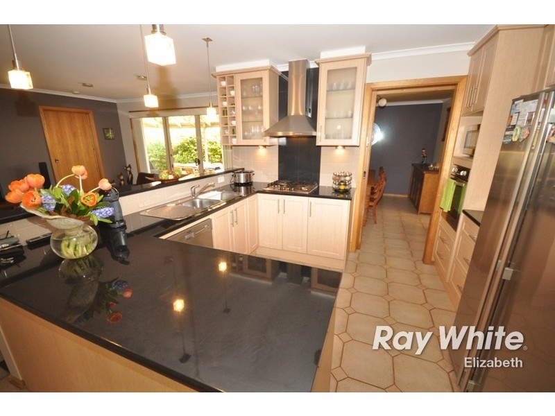 2 Willow Garden, Hillbank SA 5112