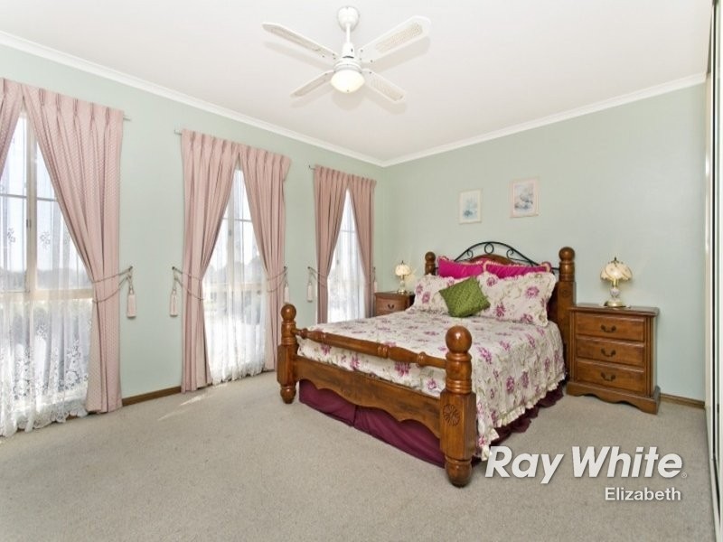 54 Pacific Boulevard, Hillbank SA 5112