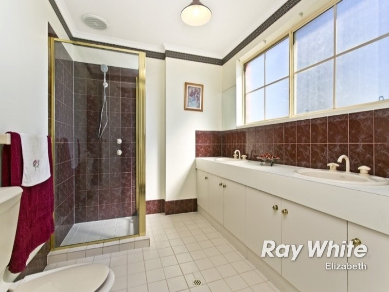 54 Pacific Boulevard, Hillbank SA 5112