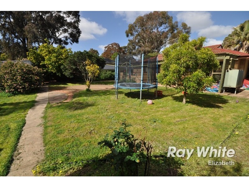 14 Damian Drive, Salisbury Heights SA 5109