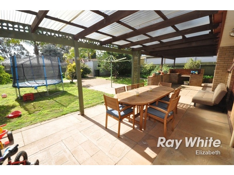 14 Damian Drive, Salisbury Heights SA 5109