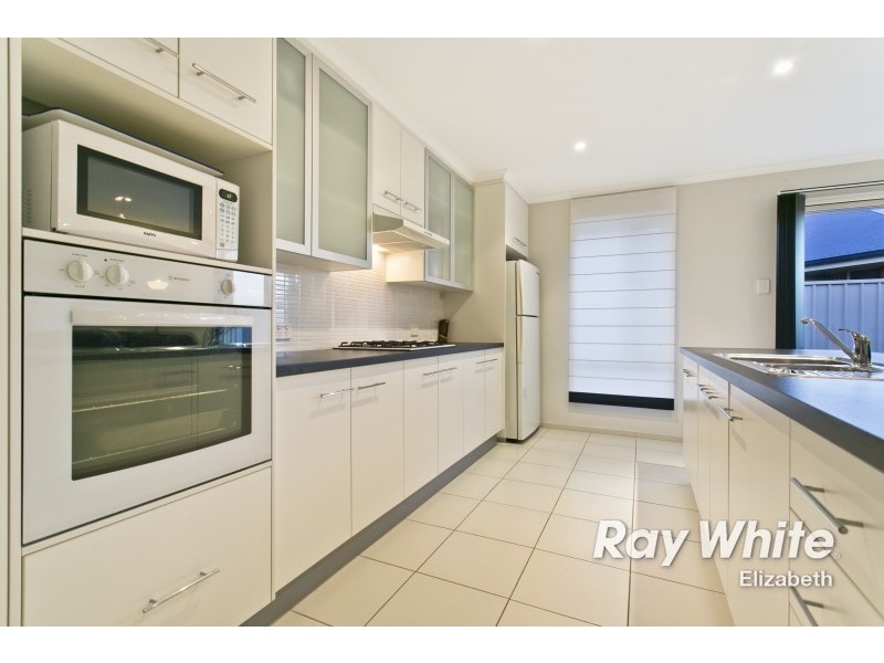 24 The Boulevard, Parafield Gardens SA 5107