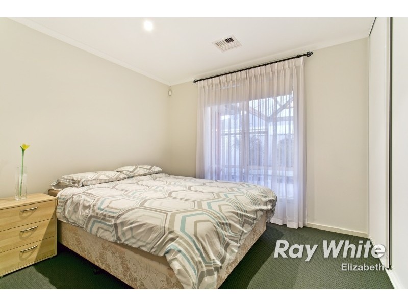 24 The Boulevard, Parafield Gardens SA 5107