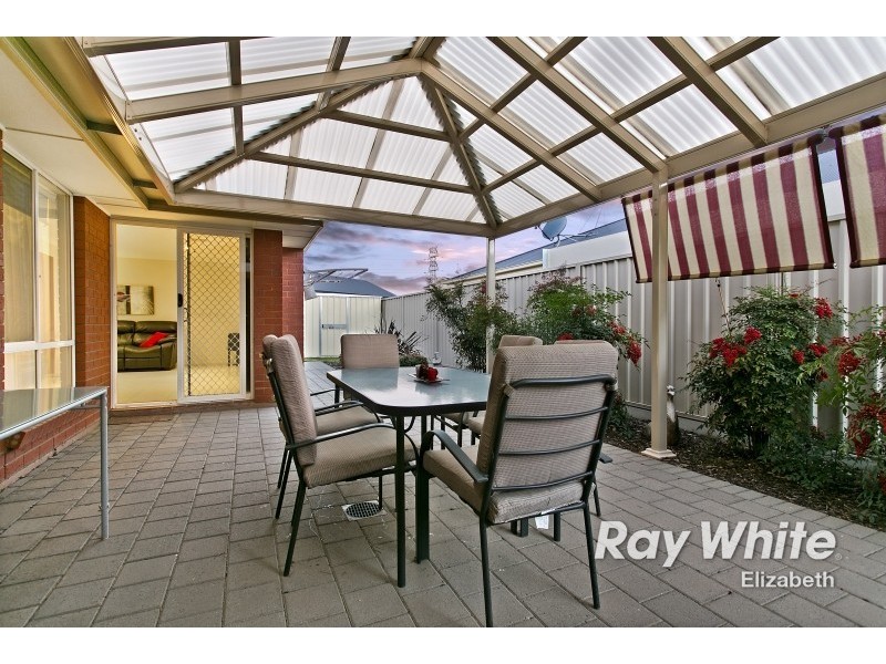 24 The Boulevard, Parafield Gardens SA 5107