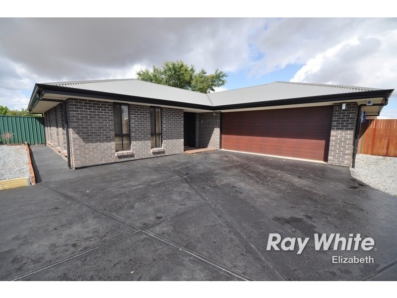 5 Matthew Rise, Blakeview SA 5114