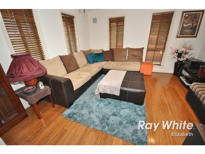 5 Matthew Rise, Blakeview SA 5114