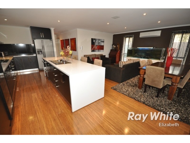 5 Matthew Rise, Blakeview SA 5114