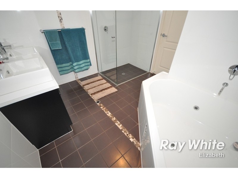 5 Matthew Rise, Blakeview SA 5114