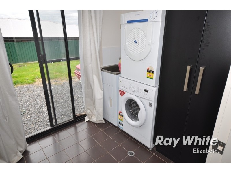 5 Matthew Rise, Blakeview SA 5114