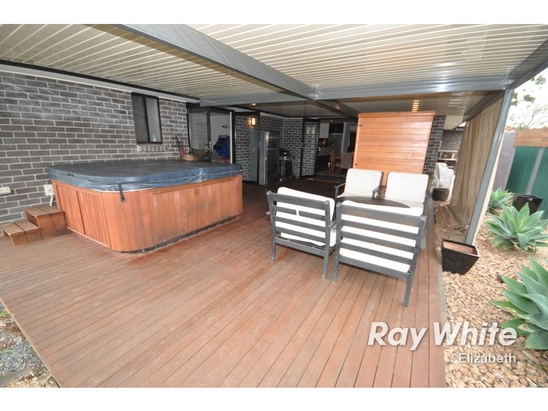 5 Matthew Rise, Blakeview SA 5114