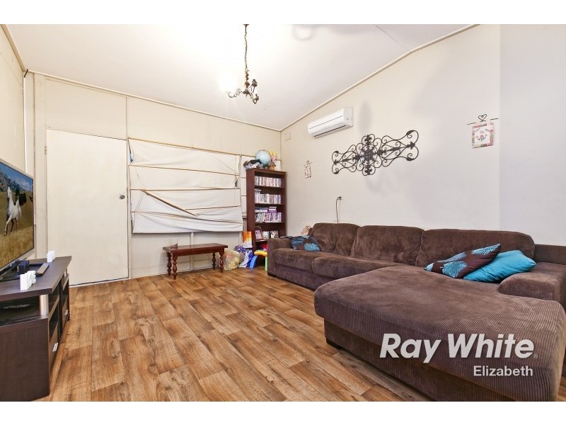 6 Tolmer Road, Elizabeth Park SA 5113