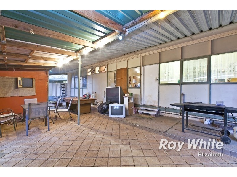 6 Tolmer Road, Elizabeth Park SA 5113