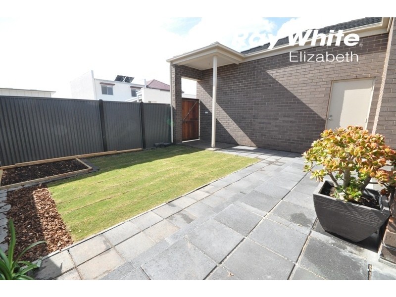 5 Adamson Street, Blakeview SA 5114