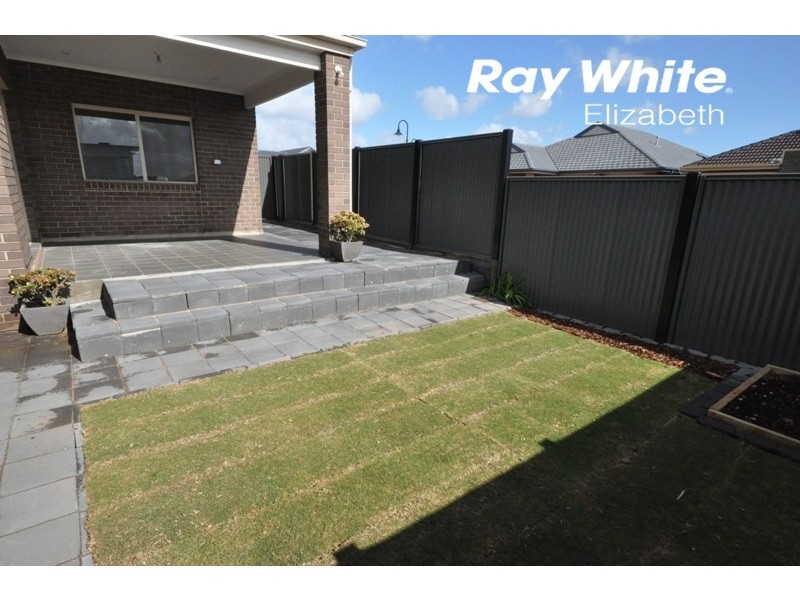 5 Adamson Street, Blakeview SA 5114