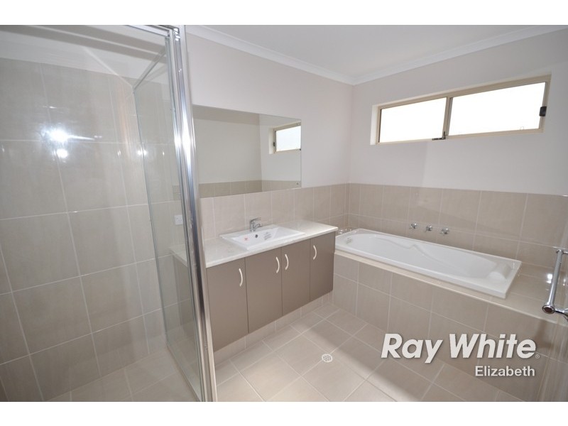 5 Adamson Street, Blakeview SA 5114