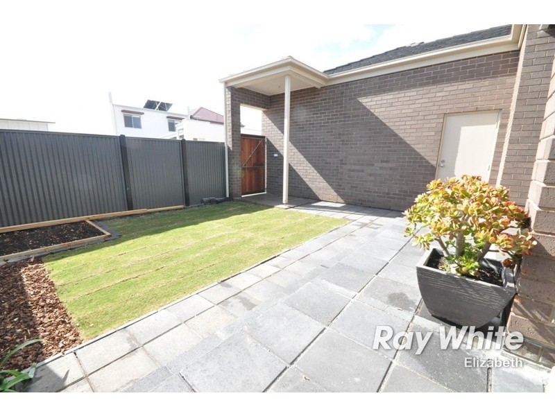 5 Adamson Street, Blakeview SA 5114