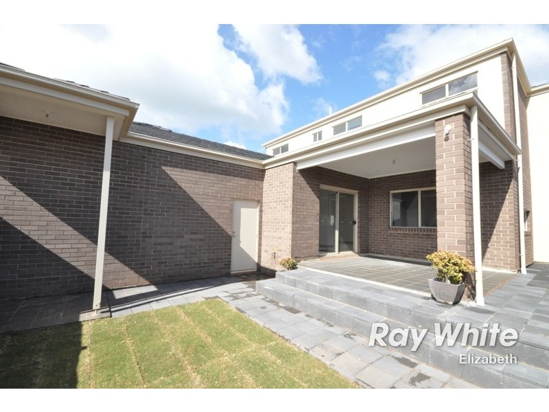 5 Adamson Street, Blakeview SA 5114