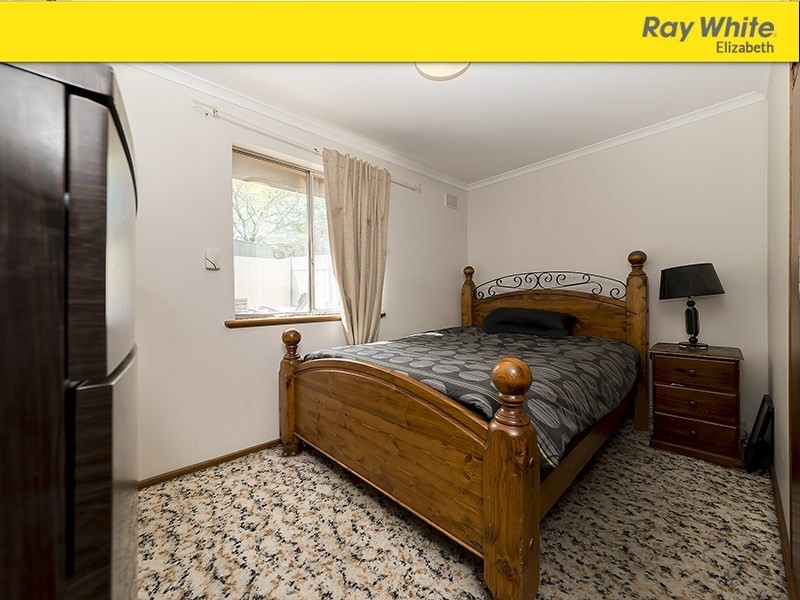 33 Hawker Crescent, Elizabeth East SA 5112