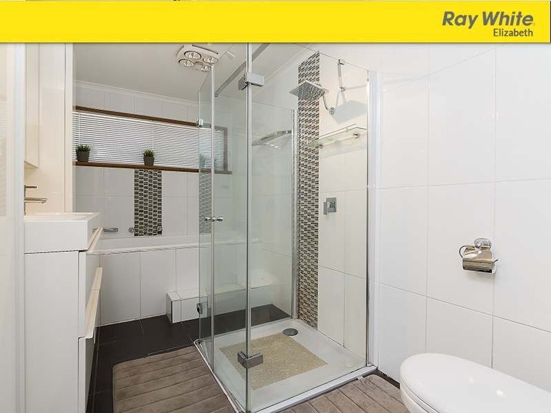 33 Hawker Crescent, Elizabeth East SA 5112