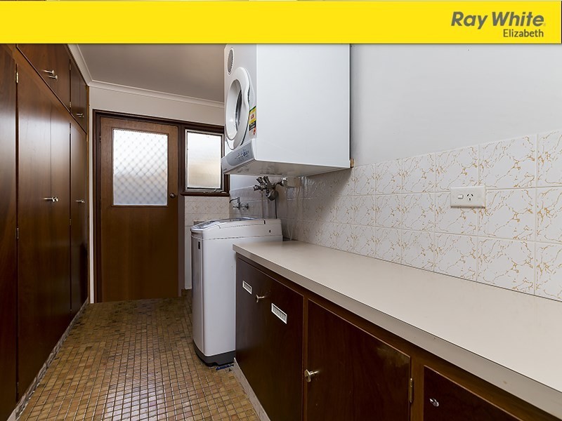 33 Hawker Crescent, Elizabeth East SA 5112