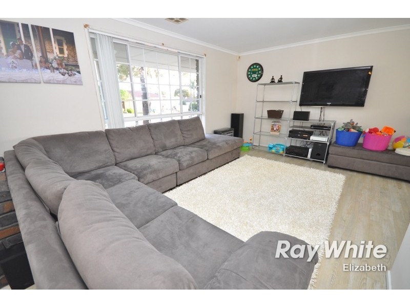 17 Rosebank Crescent, Hillbank SA 5112