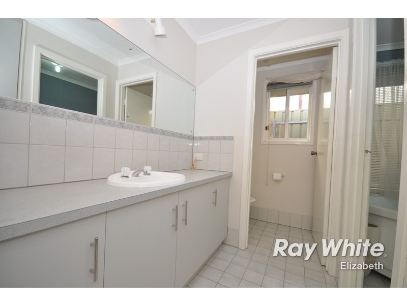 17 Rosebank Crescent, Hillbank SA 5112