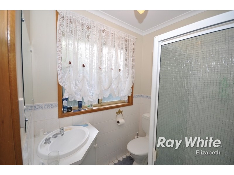 6 Chestnut Grove, Hillbank SA 5112