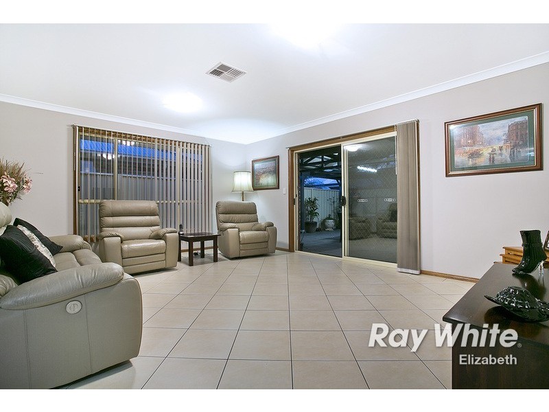 5 Greenlea Court., Munno Para West SA 5115