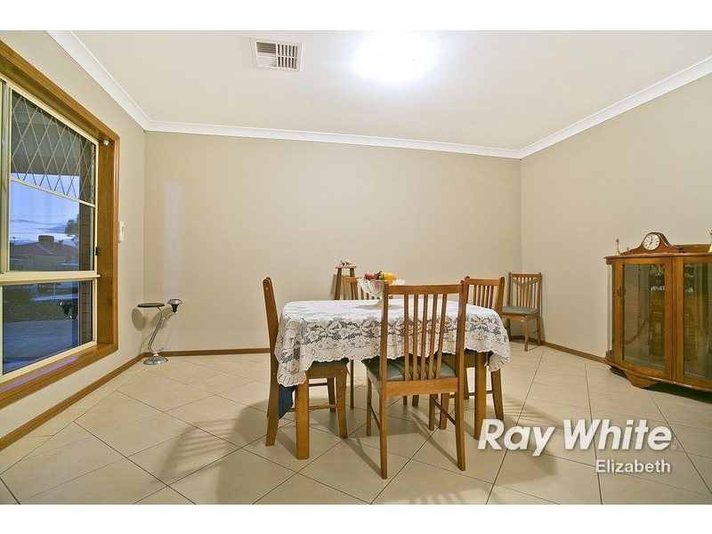 5 Greenlea Court., Munno Para West SA 5115