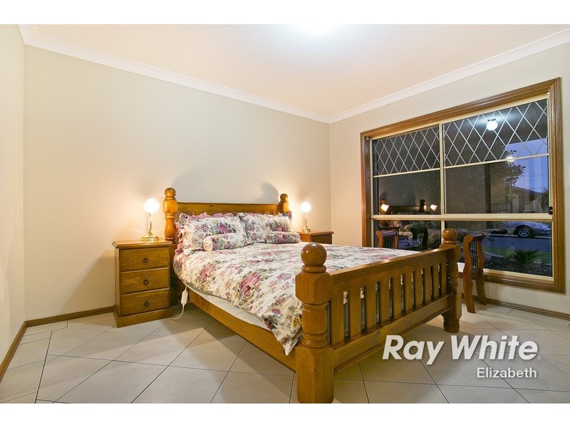 5 Greenlea Court., Munno Para West SA 5115