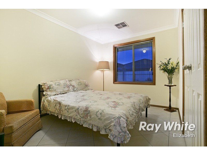 5 Greenlea Court., Munno Para West SA 5115