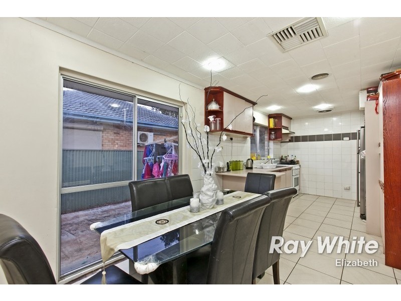 9 Mayo Crescent, Salisbury Downs SA 5108