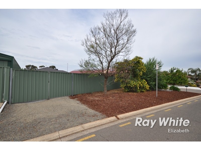 24 Omega Drive, Blakeview SA 5114