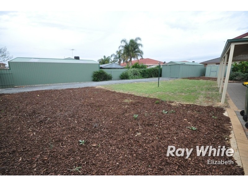 24 Omega Drive, Blakeview SA 5114