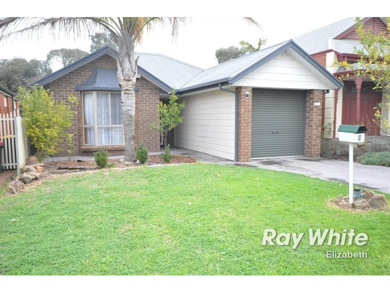 4 Cuneo Place., Golden Grove SA 5125
