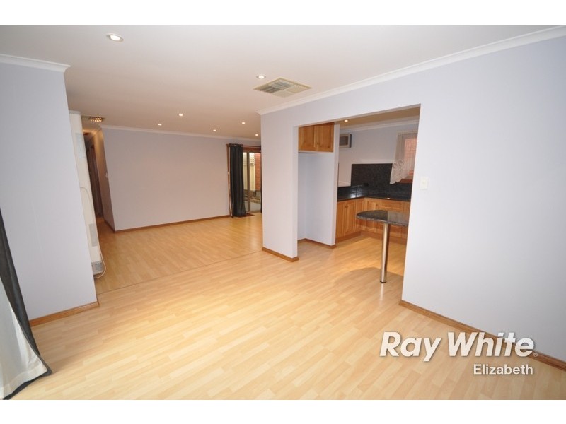 4 Cuneo Place., Golden Grove SA 5125