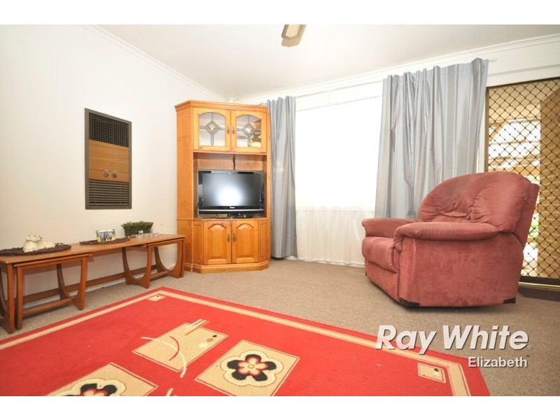 22 Dauntless Crescent, Elizabeth Downs SA 5113