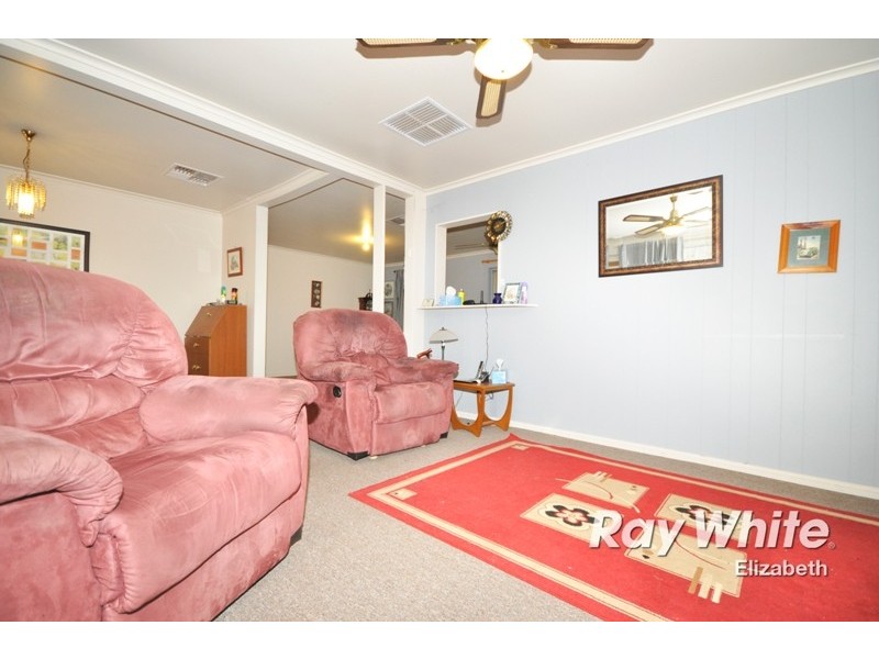 22 Dauntless Crescent, Elizabeth Downs SA 5113