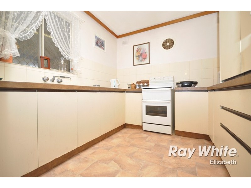 22 Dauntless Crescent, Elizabeth Downs SA 5113