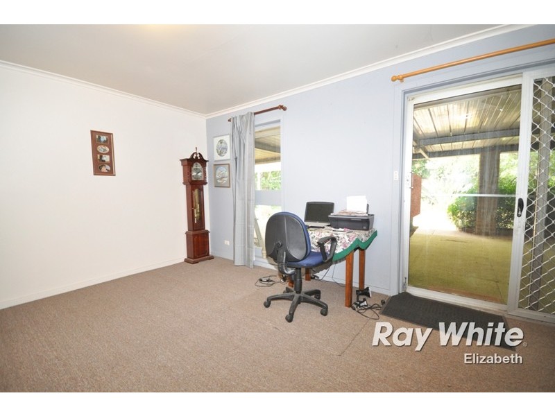 22 Dauntless Crescent, Elizabeth Downs SA 5113