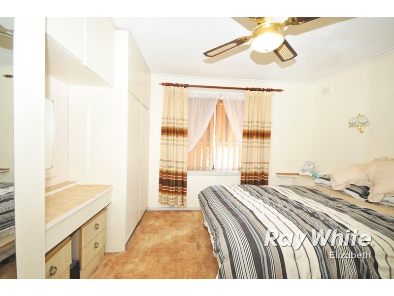 22 Dauntless Crescent, Elizabeth Downs SA 5113