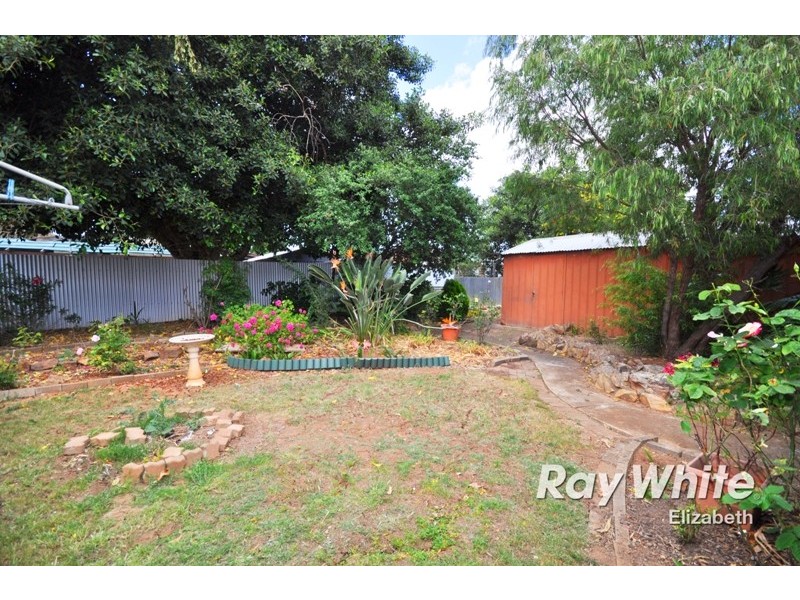 22 Dauntless Crescent, Elizabeth Downs SA 5113