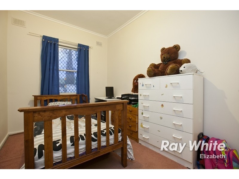 21 Deptford Street, Elizabeth Grove SA 5112