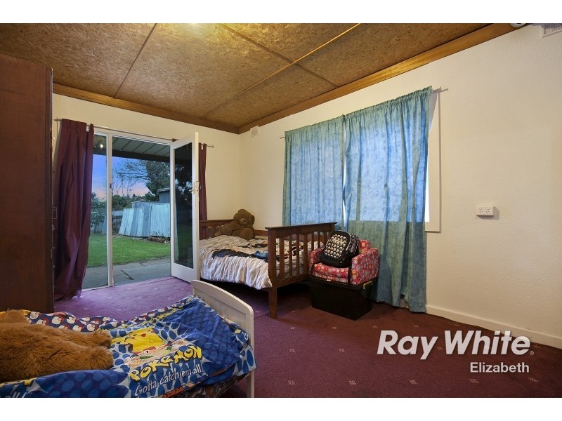 21 Deptford Street, Elizabeth Grove SA 5112