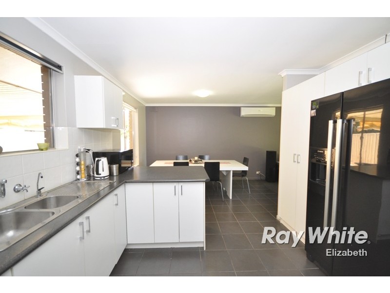 1 Daubney Court, Salisbury Downs SA 5108